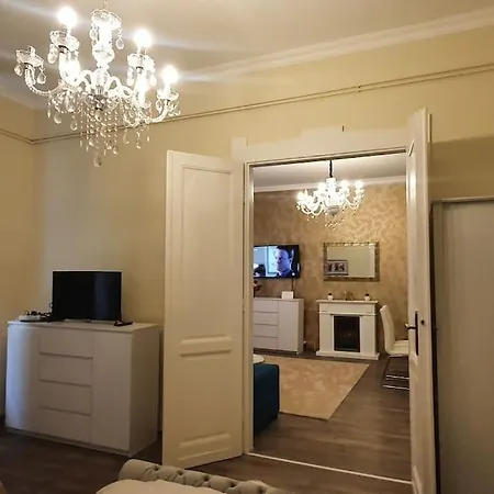 Buda Center *